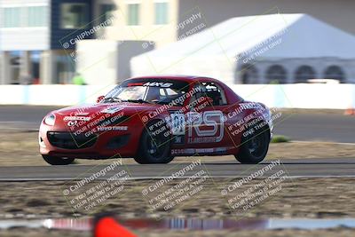 media/Nov-16-2025-CalClub SCCA (Sun) [[2975c16dfc]]/Group 6/Turn 1/